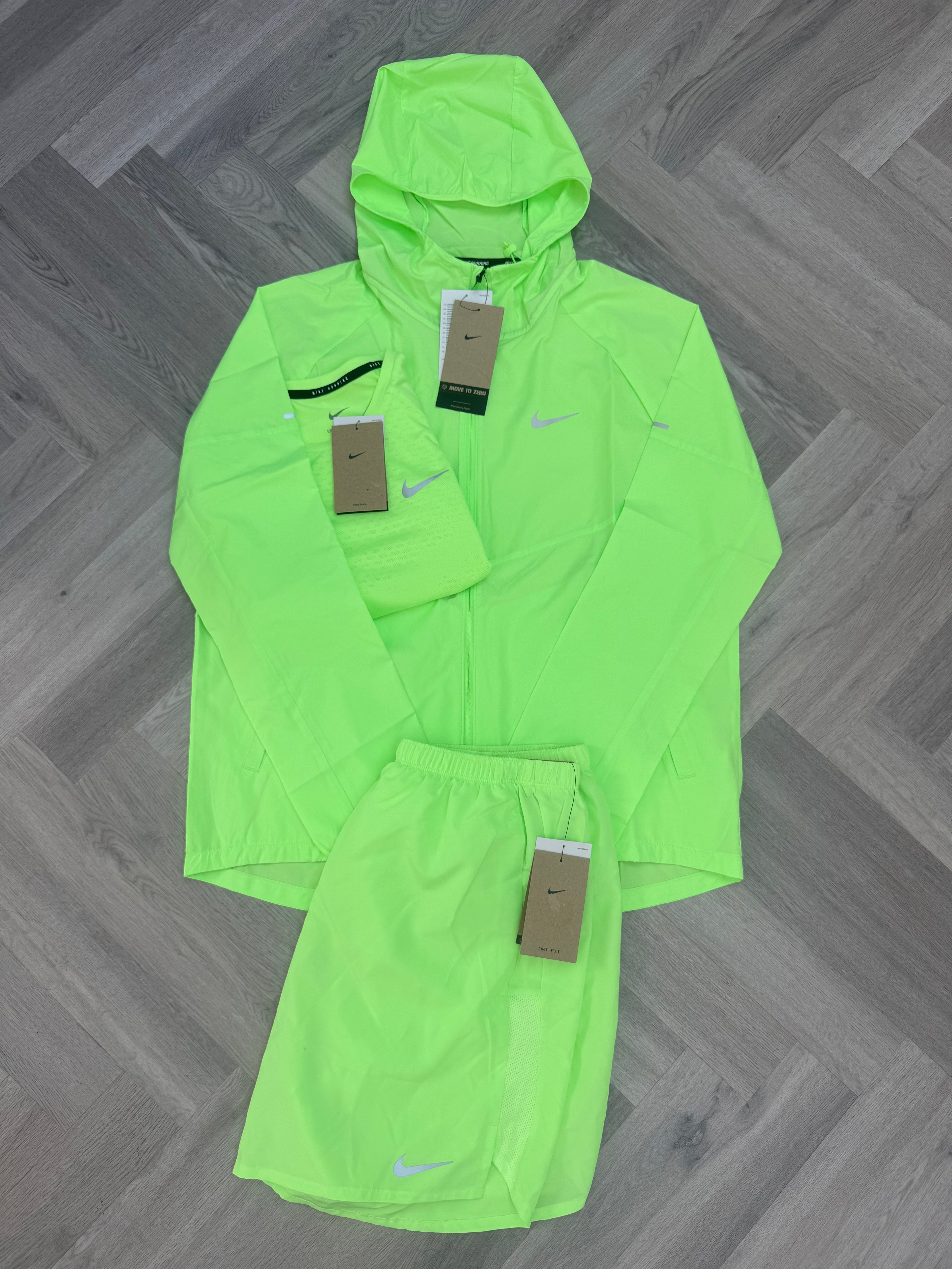 Nike Windbreaker 3 Piece Set
