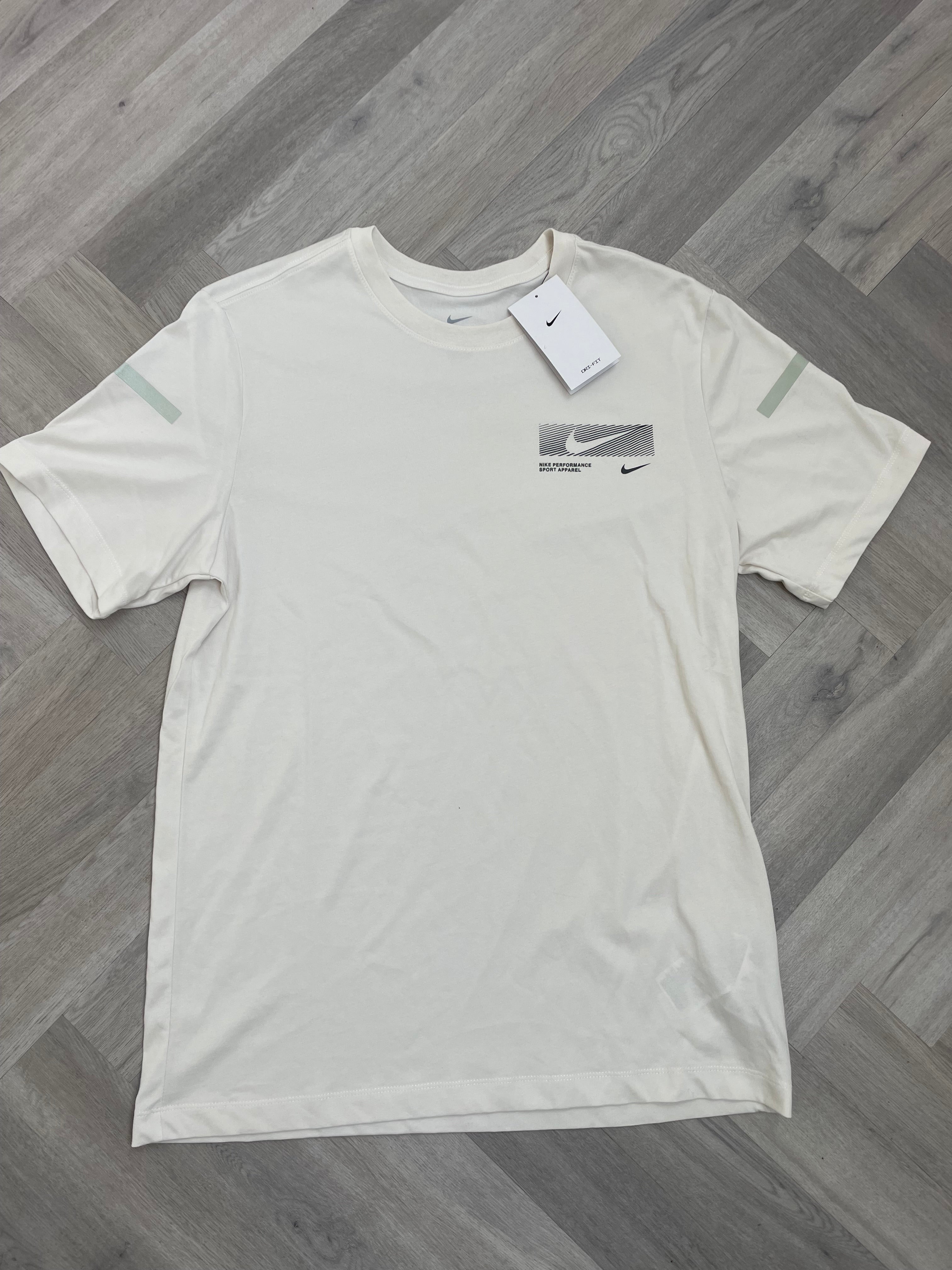 Nike T-Shirt