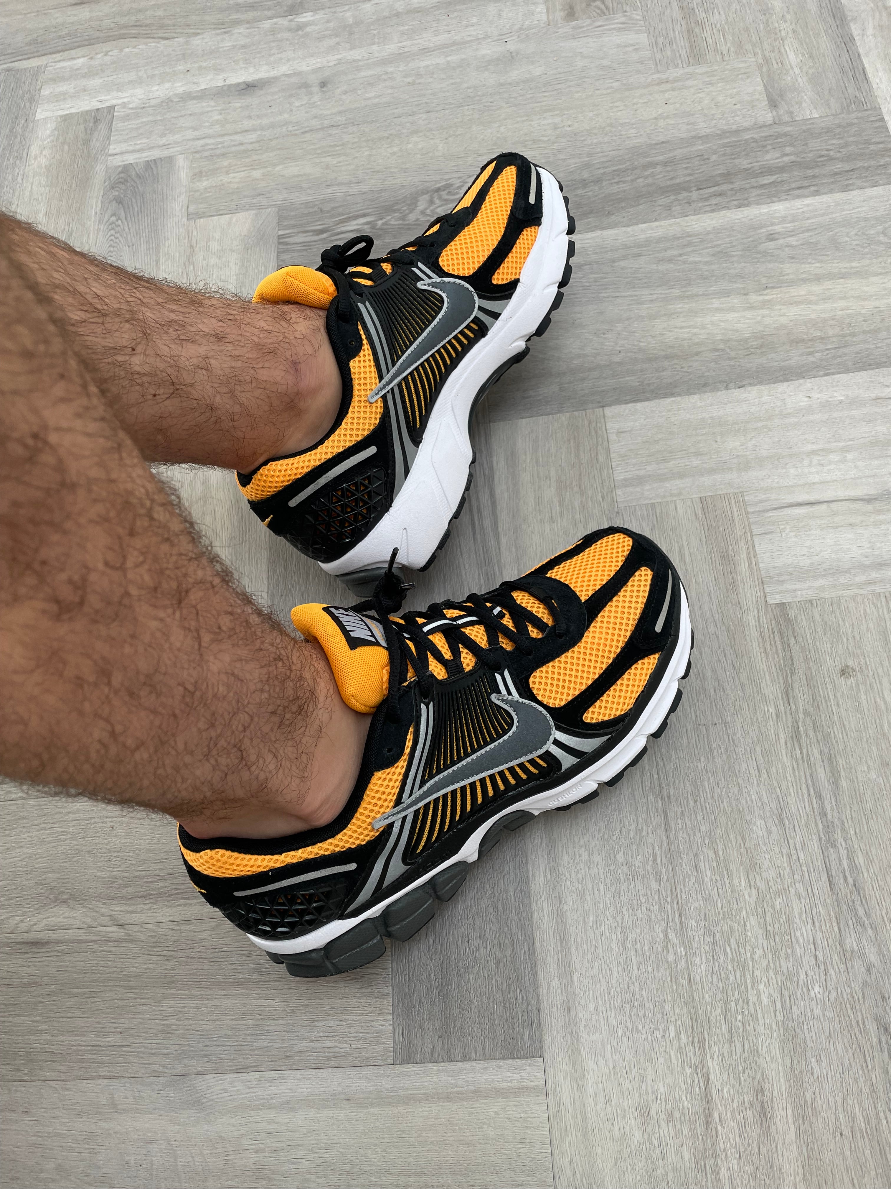 Nike Vomero 5s