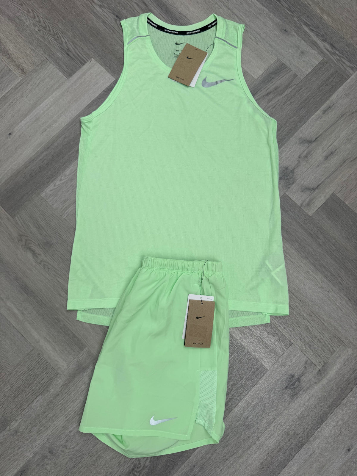 Nike Miler Vest Set